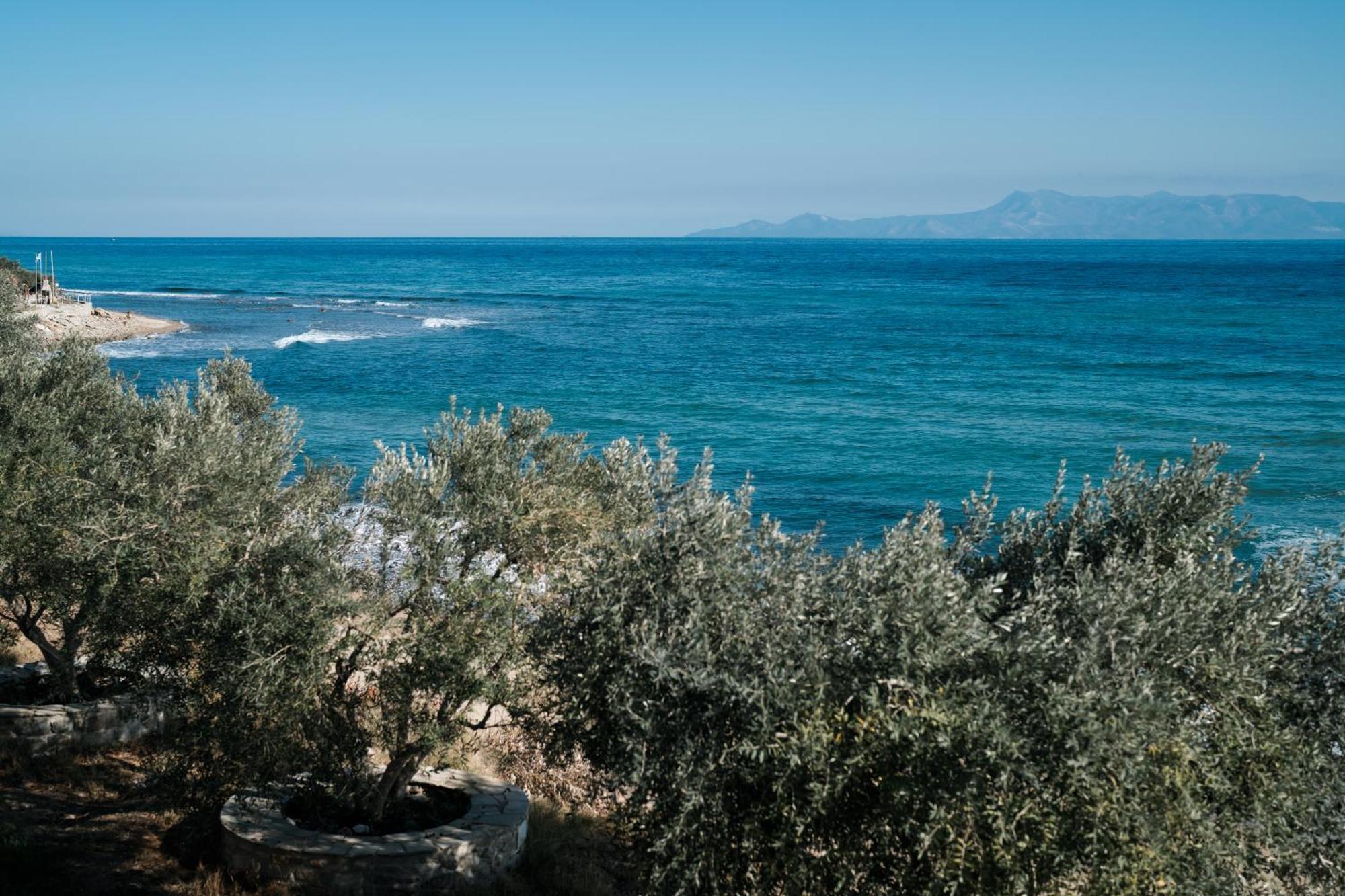 Aegean View Villa Loutra Elevtheron Exterior photo