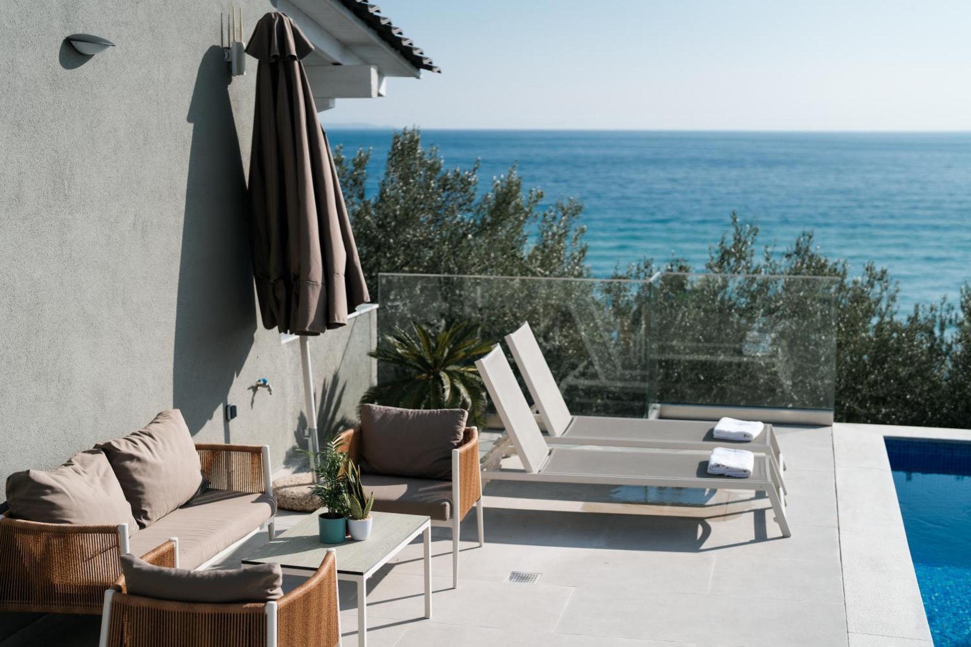 Aegean View Villa Loutra Elevtheron Exterior photo